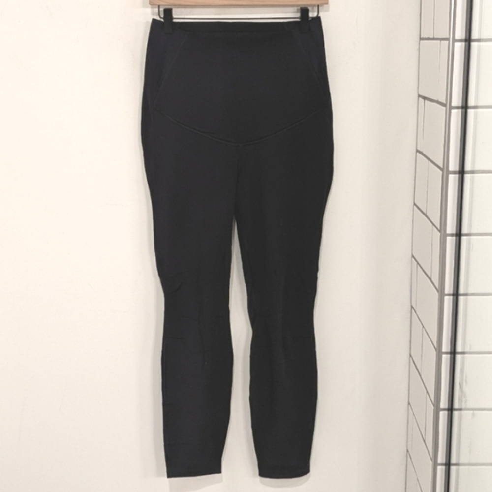 Like New Boob Design Black Maternity Postpartum Leggings Size Medium